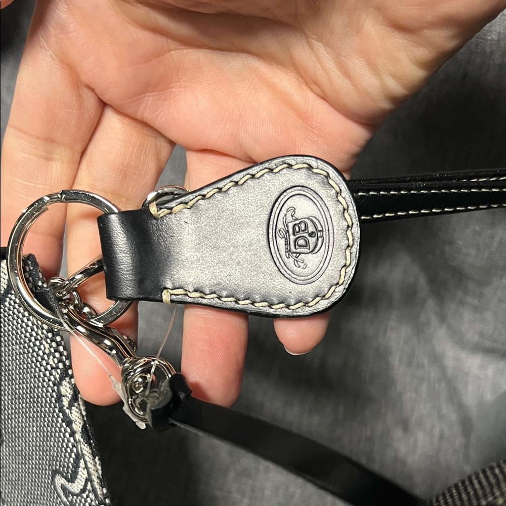 NWT Dooney & Bourke Dome Black and Gray Satchel with wristlet and keyring - Picture 7 of 14